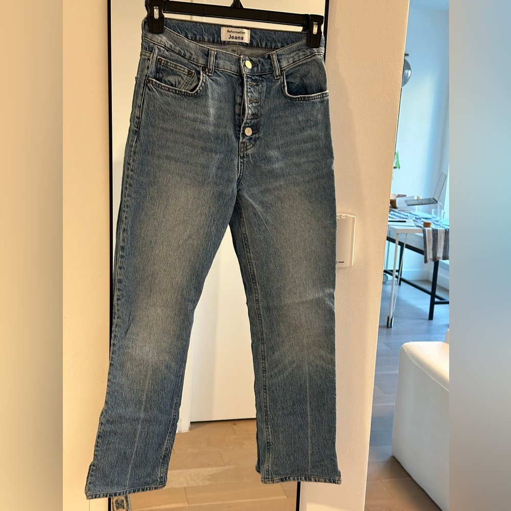 Reformation light / medium wash jeans size 27